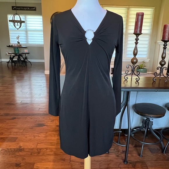 NWT $140 Michael Kors Black O-ring Dress Size Medium L/S Sheath Dress - Picture 2 of 16